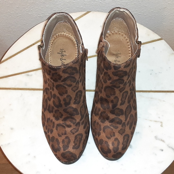 Leopard Cheetah Brown Black Animal Print Ankle Booties Boots Womens 7 Wide - Picture 3 of 8